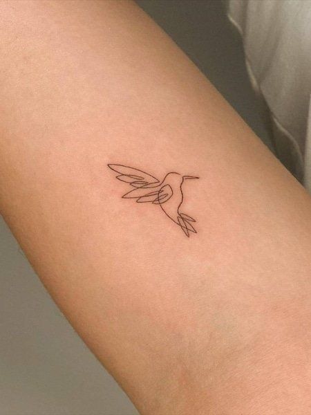 Meningful small bird tattoo Small Minimalistic Tattoos For Women, Blue Jay Tattoo Small Outline, Random Minimalist Tattoos, Phoebe Bird Tattoo, Minimalist Bird Tattoos For Women, Womens Minimalist Tattoos, Cool Minimalist Tattoos For Women, Cute Minimalistic Tattoos, Small Bird Tattoos For Women Arm