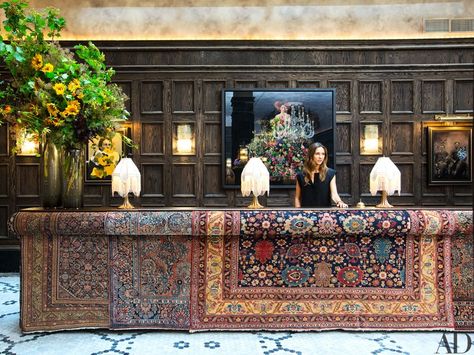 Themed Living Room Ideas, Beekman Hotel, Themed Living Room, Hotel Reception Desk, Reception Desk Design, Hotel Safe, Hotel Reception, Hotel Interior, Hospitality Design