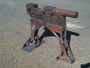 Anvil Stand, Blacksmith Ideas, Forging Tools, Blacksmith Forge, Blacksmith Tools, Anvils, Fabrication Tools, Blacksmith Projects, Metal Workshop