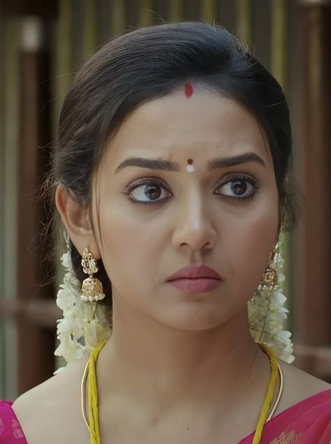 Vidhya Pradeep, Vidya Pradeep, Beautiful Photoshoot, Cute Face, Actress Pics, Indian Actress Hot Pics, Hot Pics, Most Beautiful, Inspirational Quotes