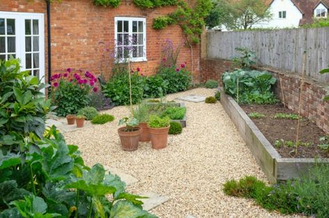 Deck Alternatives, Serene Backyard, Garden Uk, Gravel Patio, Sloped Backyard, Cheap Patio, Garden Solutions, Uk Garden, Backyard Landscaping Ideas