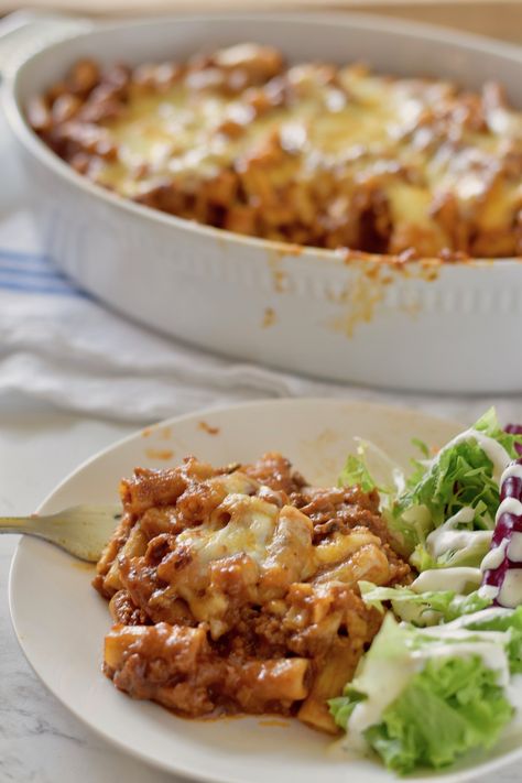 Easy Gluten Free Baked Ziti Casserole - Beneficial Bento Gluten Free Baked Ziti, Baked Ziti Casserole, Ziti Casserole, Gluten Free Sandwich Bread, Gluten Free Banana Muffins, Quinoa Pasta, Ziti Recipes, Baked Ziti Recipe, Gluten Free Noodles