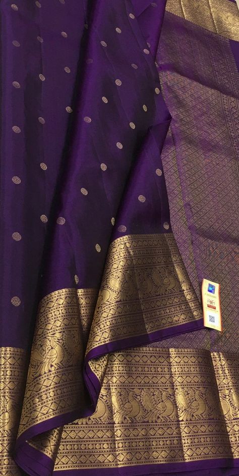 Saree Colour Combination, Gold Silk Saree, Saree Color Combinations, Brocade Blouse Designs, Indian Dress Up, Blue Silk Saree, Lehenga Saree Design, Simple Saree Designs, New Saree Designs