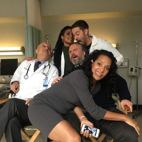 Freema Agyeman, Ryan Eggold, Anupam Kher, Zabryna Guevara & Tyler Labine Freema Agyeman, Ryan Eggold, Doctor Shows, Anupam Kher, Good Family, New Tv Series, New Amsterdam, Actor Picture, People Sitting