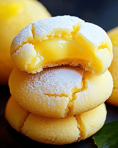 Stuffed Lemon Cookies - Easy Recipe with Gooey Filling Lemon Curd Dessert, Lemon Cookies Easy, Lemon Cookie, Easy To Bake, Curd Filling, Lemon Cookies Recipes, Lemon Curd Recipe, Lemon Curd Filling, Impressive Desserts