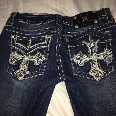 Brand New Miss Me Jeans Perfect Condition Cool Jeans Aesthetic, Miss Me Jeans Size 25, Cute Jeans Y2k, Jeans With Designs On Them, Missme Jeans Outfits, Mcbling Jeans, 2000 Jeans, Von Dutch Jeans, Y2k Stuff