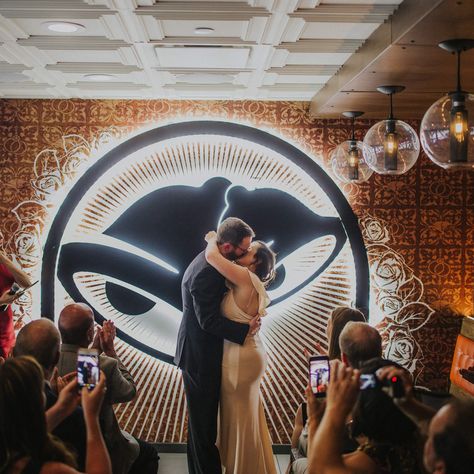 Taco Bell Wedding, Las Vegas Images, Wedding Vegas, Wedding Aesthetics, Las Vegas Homes, Las Vegas Wedding, La Wedding, Las Vegas Weddings, Taco Bell