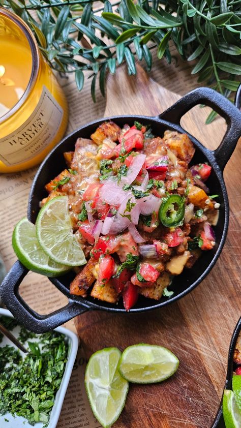 Crispy Potato Lentil Taco Bowl Lentil Taco Bowl, Mexican Potatoes, Weekly Recipes, Lentil Tacos, Taco Bowl, Potato Tacos, Taco Bowls, Vegan Mexican, Crispy Potatoes