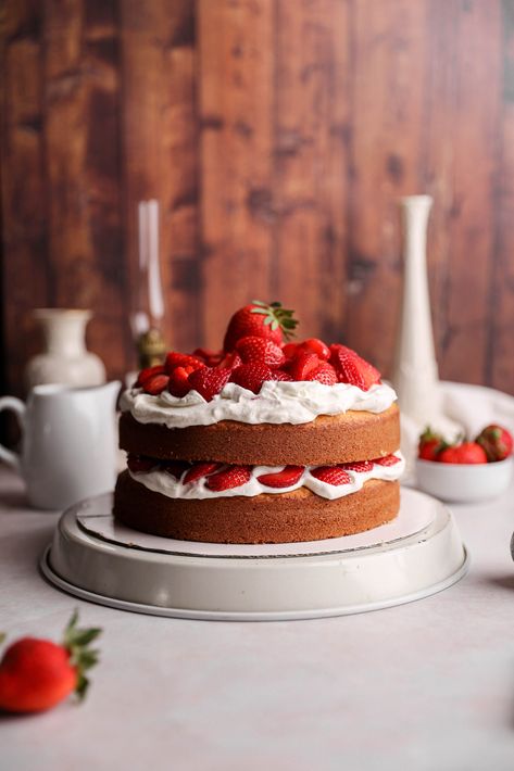 Vanilla Cake With Strawberries, Sturbridge Bakery, Vanilla Strawberry Cake, Vanilla Custard Cake, Strawberry Vanilla Cake, Cake With Strawberries, Shortcake Cake, Vanilla Bean Cakes, Summer Baking