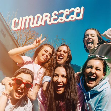 #cimorelli Cimorelli Sisters, Dani Cimorelli, Lauren Cimorelli, Cimorelli, Blurry Pictures, Team Wallpaper, Sisters Forever, Band Merchandise, Band Posters