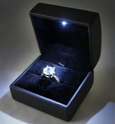 FUTURE HUSBAND I want a ring box with an LED light please! Even if you don't have it when you propose I still want it! I just looked them up on Amazon and they're only like $15.00. I'll buy it myself if needed. #howtogethimtopropose Engagement Ring Boxes, Ring Boxes, Ring Shots, Light Ring, Engagement Ring Box, Sparkling Rings, Plastic Jewelry, Shiny Things, Dongguan