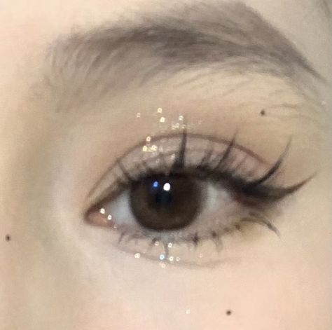 Cute Eye Makeup Korean, Cute Eye Makeup Looks, Makeup Looks Aesthetic, Korean Eyes, Make Up Korean, Makeup Korean, Douyin Makeup, Soft Makeup Looks, Cute Eye Makeup