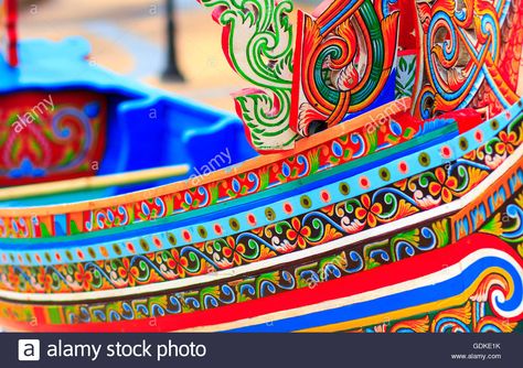 Download this stock image: Colorful pattern of traditional fisherman boats These wooden boats were made and painted by boat makers in south of Thailand. - GDKE1K from Alamy's library of millions of high resolution stock photos, illustrations and vectors. Canal Boat Painting, Barge Art, Anderson Shelter, Canal Boat Art, Painting Boats, Canal Art, Boat Living, Boat Paint, Thai Design