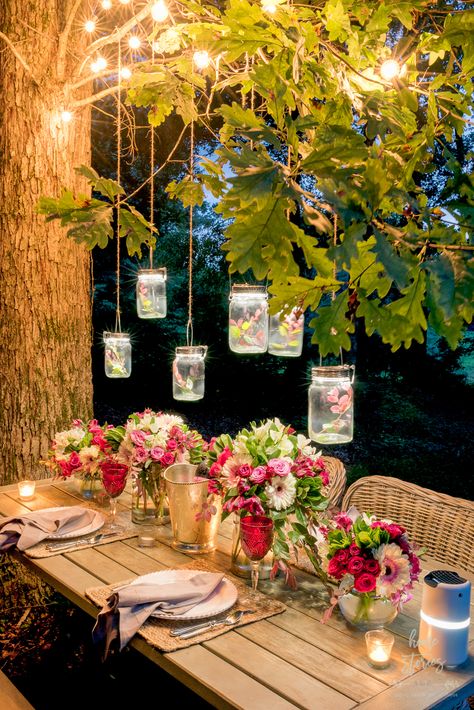 Outdoor Table Setting Tips: Products to Help Create a Gorgeous Outdoor Tablescape Gorgeous Decks, Hoco Dinner, Outdoor Table Setting, Patio Table Decor, Table Settings Tips, Patio Remodel, Entertaining Tips, Arizona House, House Pictures