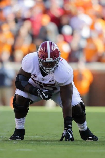 Football Media Day Poses, Football Media Day, Lineman Football, Media Day Poses, Football Aesthetic, Football Drip, Game Outfit, Media Day, Football Game Outfit