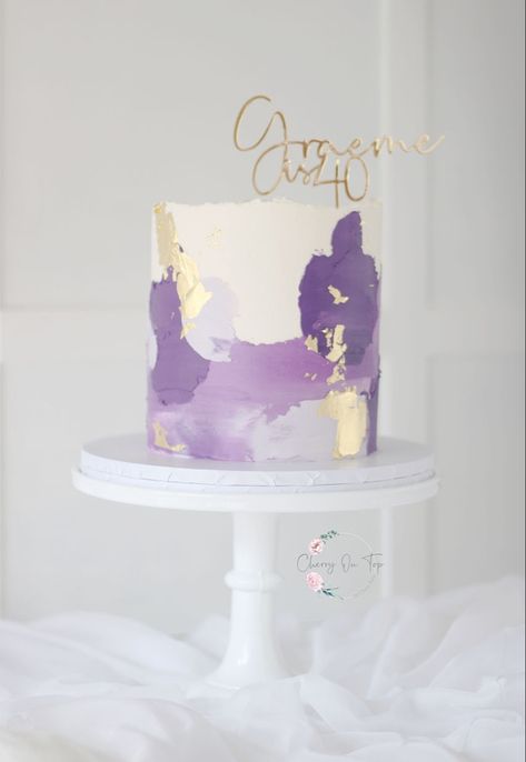 Chocolate Cake With Purple Decorations, Purple Birthday Cake For Women Elegant, White And Purple Cake Design, Pink And Purple Birthday Cake For Women, Minimalist Purple Cake, Lavender Cakes Birthday, Birthday Cakes For Women Purple, Pastel Purple Birthday Cake, Purple 40th Birthday Cake