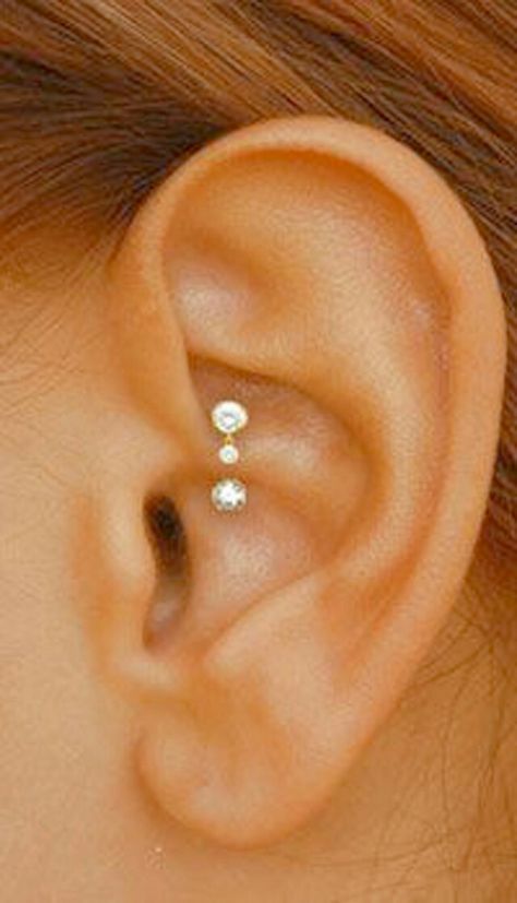 Worth a try for migraine relief. Piercing No Lóbulo, Piercing Orbital, Daith Jewelry, Piercing Cartilage, Cool Piercings, Cute Ear Piercings, Cute Piercings, Daith Piercing, Body Piercings