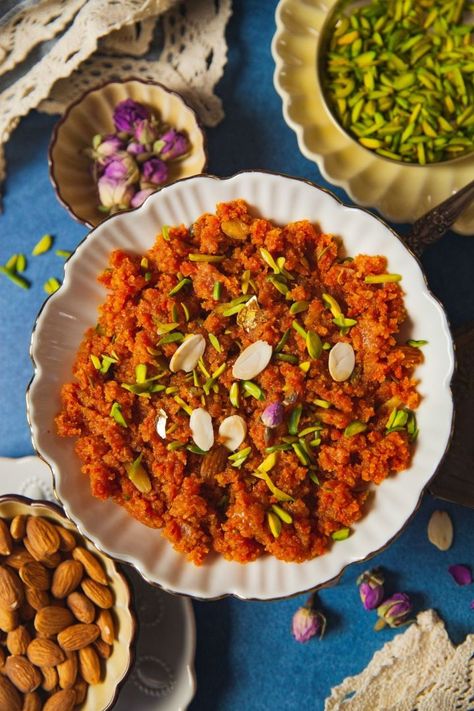 Gajar Halwa With Khoya (Carrot Halwa Recipe) - Sinfully Spicy Khoya Recipe, Carrot Halwa Recipe, Gajar Halwa, Carrot Desserts, Eid Recipes, Carrot Pudding, Carrot Halwa, Ramadan Desserts, Desi Khana