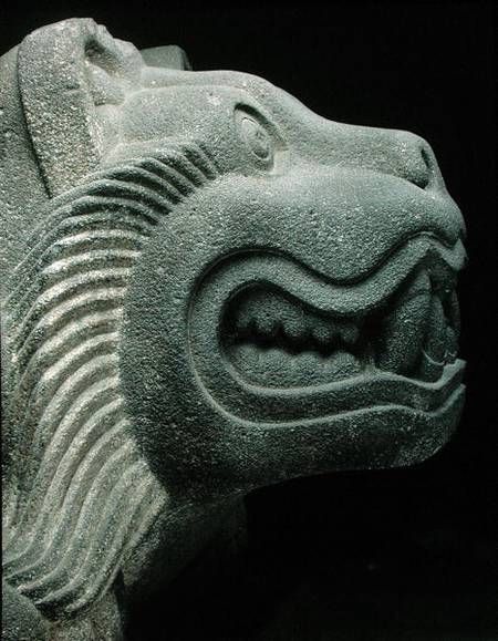 Inca Art, Aztec Artwork, Columbian Art, Ancient Sumerian, Ancient Greek Sculpture, Aztec Culture, Greek Sculpture, Aztec Art, Dragon Statue