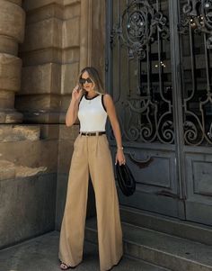 Skirt Outfits Summer, Elegant Classy Outfits, Summer Office Outfits, Indie Dresses, Casual Outfits For Women, Casual Summer Outfits For Women, High Waisted Dress Pants, Elegant Outfit Classy, Professional Outfits Women