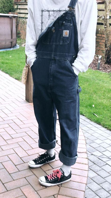 Male Overalls, Overalls Outfit Aesthetic, Overalls Aesthetic, Overall Men, Gay Outfits, Overalls Outfits, Overalls Men, Overall Outfit, Overalls Outfit