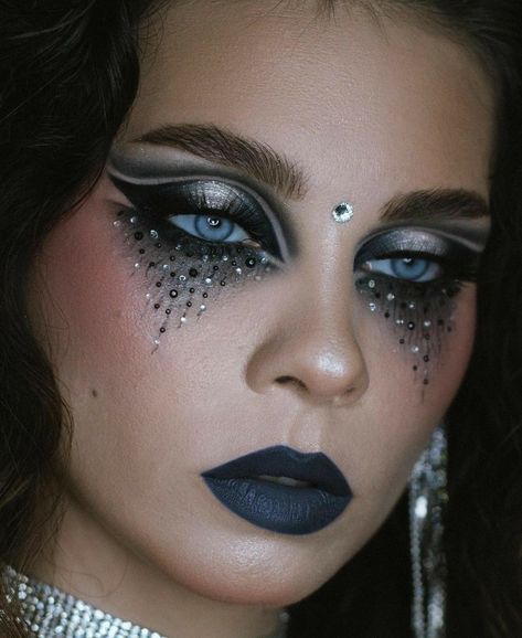 Makeup With Rhinestones, Glam Rock Makeup, Masquerade Makeup, Dance 2023, Rock Makeup, Goddess Makeup, Holloween Makeup, Concert Makeup, Rhinestone Makeup