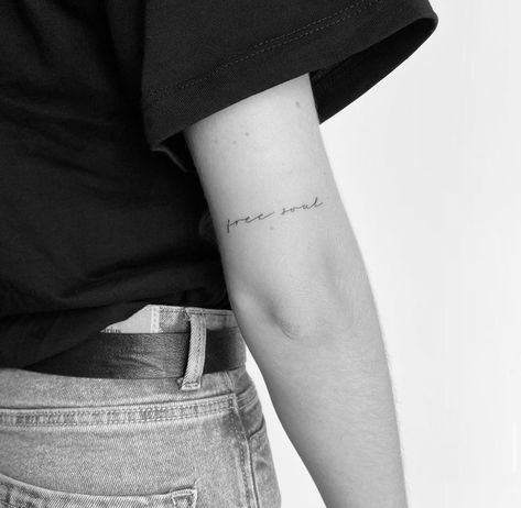 Free Soul Tattoo Ideas, Meaningful Minimalist Tattoos, Family Motivation, Tiny Tattoos For Women, French Tattoo, Font Layout, Cursive Tattoos, Soul Tattoo, Creative Layout