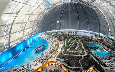 If you’re looking for the biggest water park in the world, Germany likely doesn’t come to mind.But 30 miles south of Berlin, inside a former airship hangar, which is frosted in snow in the winter,... Indoor Beach, Indoor Waterpark, Tropical Resort, World Water, Air Balloon Rides, Waterpark, Park Photos, Island Resort, Tropical Islands