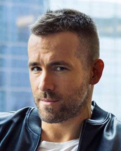 How To Get The Ryan Reynolds Deadpool Haircut – Regal Gentleman Deadpool Haircut, Ryan Reynolds Haircut, Regal Gentleman, Hipster Chic, Diy Haircut, Mens Haircut, Popular Haircuts, Corte De Cabelo Masculino, Mens Haircuts Short