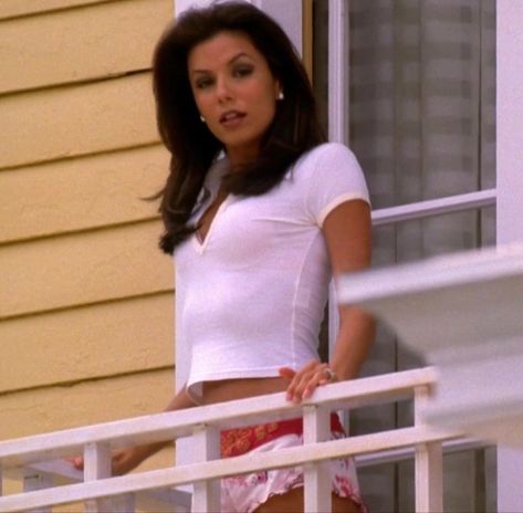 Eva Longoria Desperate Housewives, Gabby Solis, Eva Longoria Style, Gabrielle Solis, 00s Fashion, Early 2000s Fashion, Rich Girl Aesthetic, Couple Goals Teenagers, Desperate Housewives