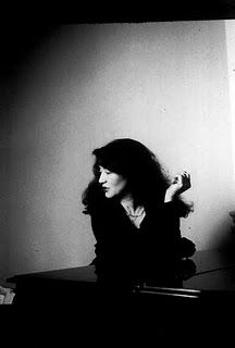 One of my favourite pianists ... Martha Argerich.  When I had long hair, some people said I reminded them of her which I took as a HUGE compliment. Piano Headshots, Pianist Portrait, Piano Photoshoot, Recital Poster, Martha Argerich, Piano Photography, Piano Photo, Musician Portraits, Classical Music Composers