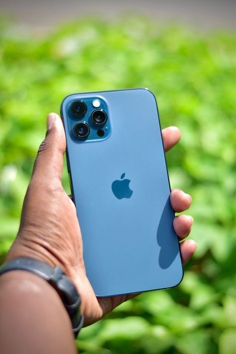 I Phone 15 Pro Max Pic, Iphone Giveaway, Free Iphone Giveaway, Custom Pet Pillow, Business Basics, Stylish Iphone Cases, Green Cases, Apple Phone Case, Iphone Hacks