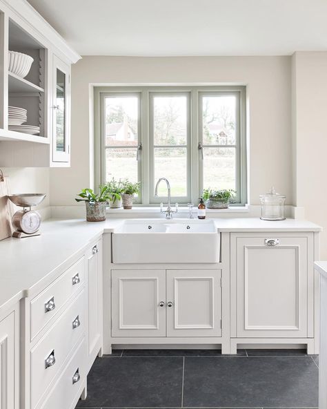 Neptune on Instagram: “While you can choose any colour you like for your Neptune kitchen with our bespoke paint service, each collection comes as ‘standard’ in…” Neptune Kitchens, Neptune Home, Neptune Kitchen, Classy Kitchen, Sink Kitchen, Country Interior, Classic Kitchen, White Paint Colors, Shaker Kitchen