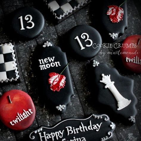 twilight themed birthday cookies | mint_lemonade | Flickr Twilight Themed Birthday, Twilight Cake, Bday Cookies, Twilight Party, Vampire Party, Red Birthday Party, Wedding Shower Themes, Mint Lemonade, Baby Birthday Themes