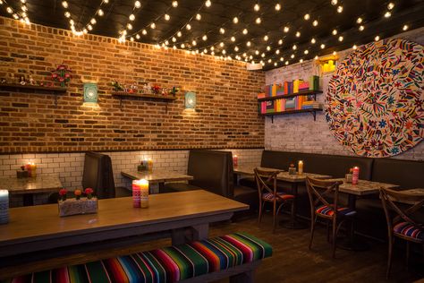 Mexican Restaurant Design, Mexican Restaurant Decor, Bar Deco, George Best, Burger Bar, Bar Interior, Mexican Decor, Coffee Shop Design, Cafe Interior Design