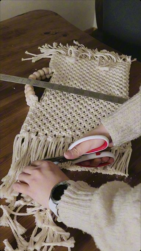 Macrame Bag, 2024 | Tığ işleri, Elişi fikirleri, Makrome düğümü . #Macrame_Bag_Tutorial #Hand_Knitting_Diy #Macrame_Bags #Magic_Runes Macrame Bag Diy Tutorials, Patron Macrame, Diy Macrame Bag, Macrame Bag Tutorial, Macrame Inspiration, Macrame Bags, Handmade Jewelry Business, Free Macrame Patterns, Macrame Knots Tutorial