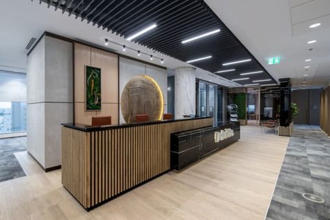 Deloitte Offices – Bucharest Reseption Zone Design Modern, Reseption Zone Design, Receptionist Area, Receptionist Design, Office Open Plan, Office Reception Design, Office Reception Area, Doctor Hospital, Commercial Office Design