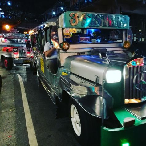 Many countries have their own unique vehicles. In Manila they are called Jeepney. Very colorful and beautiful! 😀❤👍 #jeepney #manila #manilaphilippines #philippines #travel #travelpic #traveladdict #travelblogger #travelphotography #photoshoot #photography #digitalnomad #digitalnomadlife Public Transportation Photography, Jeepney Philippines, Transportation Photography, Panning Shot, Unique Vehicles, Digital Nomad Life, Guitar Photos, Manila Philippines, Philippines Travel