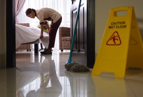 The Worst Hotel Guests Ever, According to Housekeepers Building Cleaning Services, Hotel Housekeeping, Hotel Worker, Window Cleaning Services, Move Out Cleaning, Janitorial Services, Luxury Hotel Room, Cleaning Surface, Commercial Cleaning Services