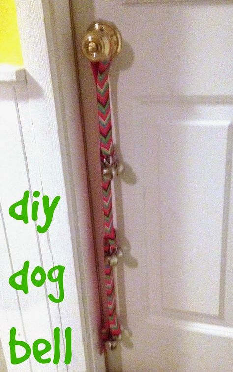 My little dog was having trouble letting us know when he needed to go outside. Well he wasn't having trouble so much as not bothering to te... Diy Dog Door, Dog Diy Projects, Diy Doggie Door, Dog Potty Bell, Dog Door Bell, Potty Bells, Dogs Diy Projects, Dog Bell, Dog Diy