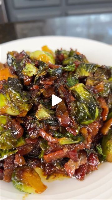 Matt Price on Instagram: "Maple Bacon Brussel Sprouts . This is my favorite way to prepare Brussel sprouts! They get tender, crispy, and delicious like this… roasting them in the oven just doesn’t hit the same.. give these a try next time . Shopping List: 1 lb Brussel sprouts 6 strips of bacon 1/4 cup maple syrup  AP seasoning 1 packet of Sazon Diced onion  1 tbsp garlic . . #mrmakeithappen #bacon #sides #food #foodies #foodporn #cooking #recipe #recipes #dinner #cheflife" Preparing Brussel Sprouts, Maple Bacon Brussel Sprouts, Mr Make It Happen, Cooking Brussel Sprouts, Vegetable Casserole Recipes, Bacon Brussel Sprouts, Roasted Brussel, Balsamic Reduction, Sprouts With Bacon