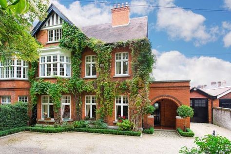 Edwardian Home Exterior, Edwardian Exterior, My Moodboard, Edwardian House Exterior, Edwardian Houses, Cottage School, 1930s House Exterior, European Houses, Edwardian Architecture