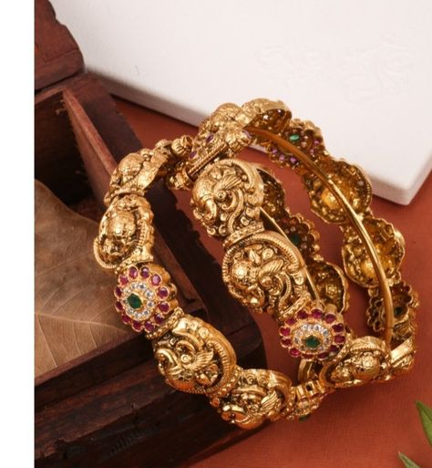 Heavy Gold Bangles Indian Design, Gold Temple Bangles, Heavy Gold Bangles, Star Jewellery, Bangles Collection, Target Jewelry, Kada Bangles, Gold Kada, Kids Bangles