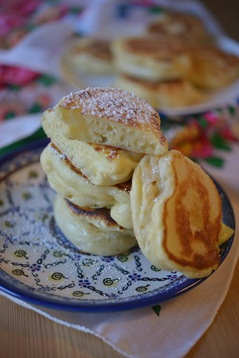 Fruit Fritters, Polish Food Traditional, Europe Recipes, Polish Food Recipes, Irish Apple Cake, Russian Foods, Polish Dishes, Polish Foods, Eastern European Food