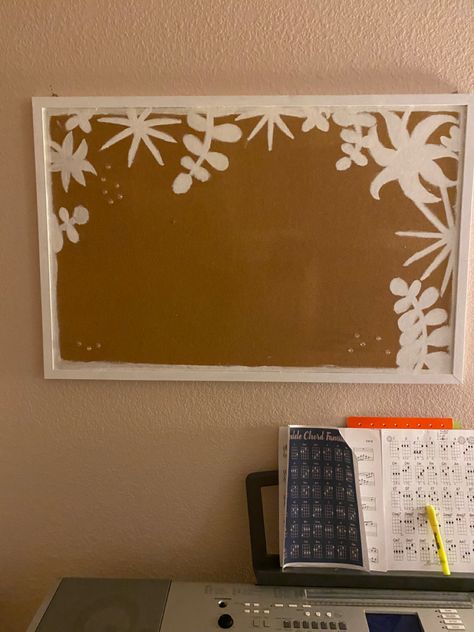 Sophisticated Bulletin Board Ideas, Painted Cork Board Ideas, Cork Board Painting, Painted Corkboard, Aesthetic Cork Board, Cork Board Makeover, Painted Bulletin Board, Painting Corkboard, Cork Board Design