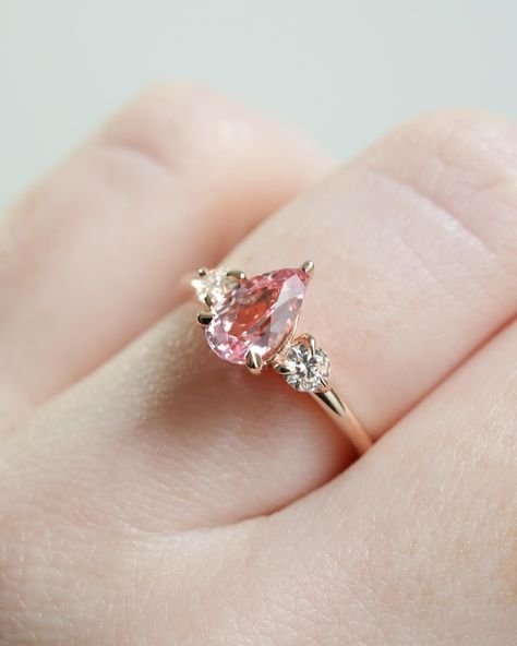 Now THIS… is a peach sapphire. 😍 The colors pair so well with the rose gold, this may be one of our new favorites. #DoAmore #jewelry #engagementring #finejewelry #sapphires #diamond #aesthetic #diamonds #custom #trending #ring Diamond Aesthetic, Peach Sapphire, Color Pairing, The Rose, Cute Jewelry, Sapphire, Fine Jewelry, Diamonds, Rose Gold