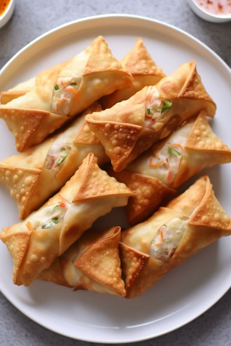 Wonton Snacks, Crab Sticks Recipe, Asian Rolls, Crab Snacks, Apple Fritter Bites, Crab Rangoon Egg Rolls, Taco Sticks, Egg Rolls Recipe, Crab Rolls