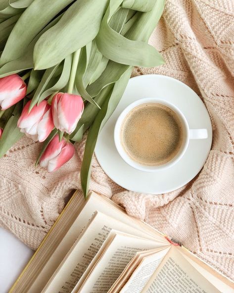 #spring #coffee #tulips #flowers #book #flatlay Spring Flatlay, Coffee Flatlay, Book Flatlay, Breakfast Photography, Spring Coffee, Coffee Flower, Book Flowers, Still Life Photos, Camille Pissarro