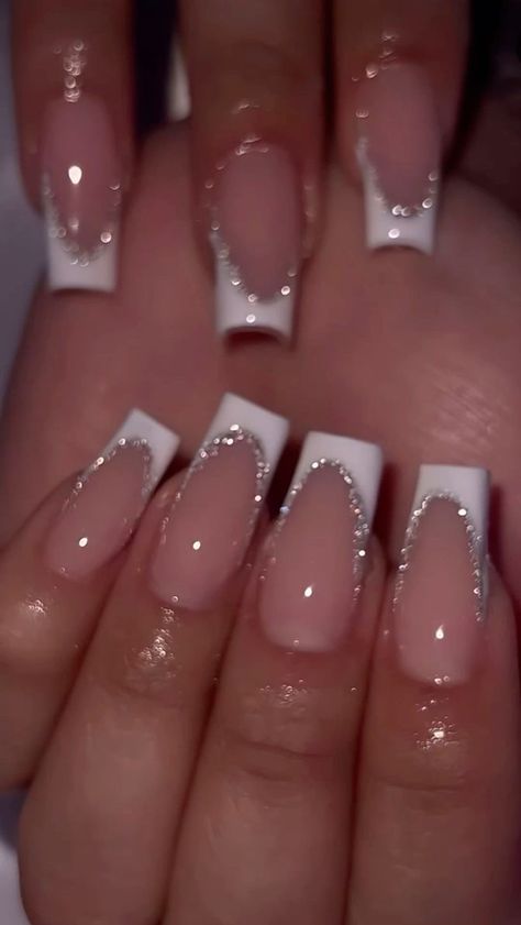 Nails For Promotion, Nails For Graduation Pictures, Cute Simple Nails, Girly Acrylic, Nails Coffin Short, Simple Gel Nails, French Tip Acrylic Nails, French Acrylic Nails, Girly Acrylic Nails