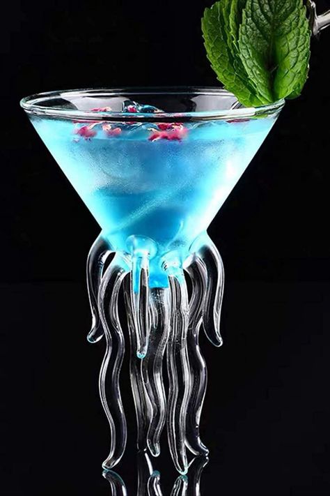 Octopus-Shaped Cocktail Glasses Bar Glasses Storage, Black Cupid, Cabinets Bar, Aliexpress Finds, Bar Cups, Drink Garnishing, Nightclub Design, Colorful Cocktails, Unique Cocktails